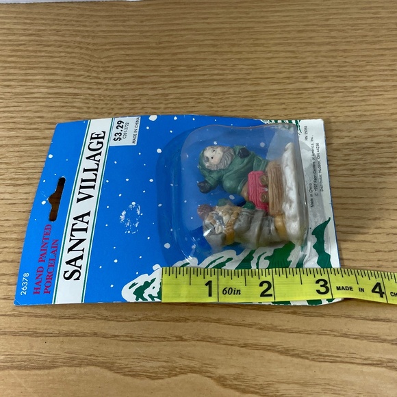 1992 Fabri-Centers of America Christmas Gnome Elf Toy Making Santa Village 26378 - Picture 6 of 6